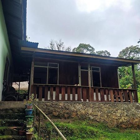 Lawi Luja Guest House Kelimutu Extérieur photo
